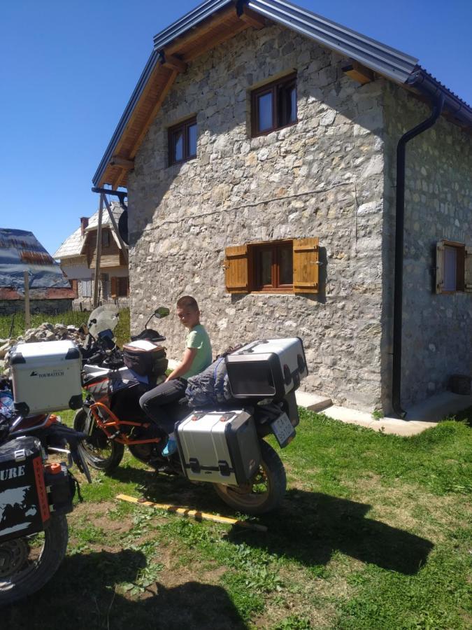 Apartment Prenociste B&m -